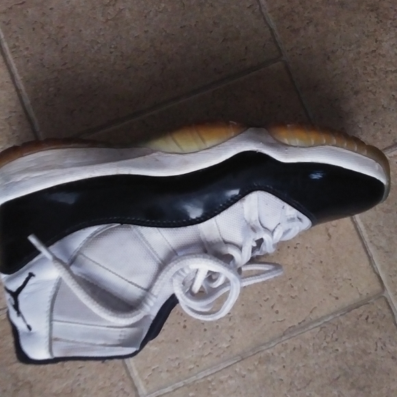 Nike shoes - Picture 8 of 8